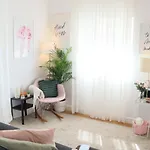 Center Lovely